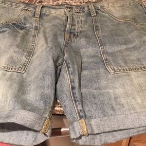 GAP SEXY BOYFRIEND SHORTS Sz 10 button fly